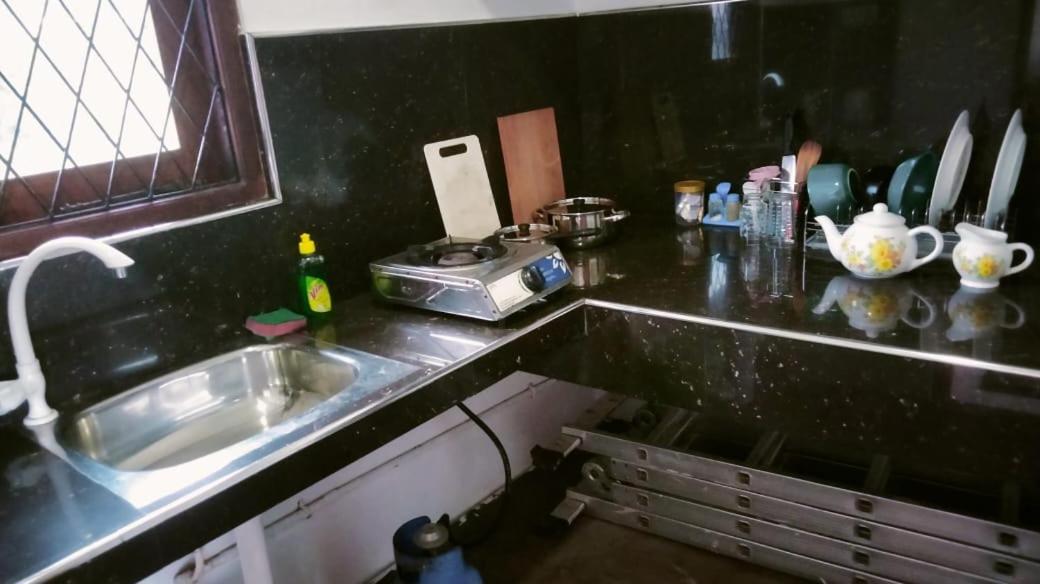 Princely House Apartment كالي الغرفة الصورة
